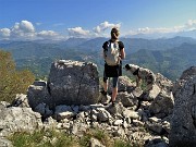 In Linzone spettacolo di narcisi e muscari con capre orobiche – 10magg22-FOTOGALLERY